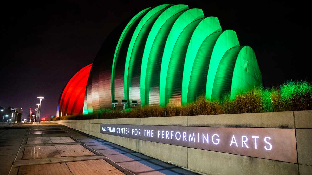 Lankford | Fendler gestalten die Außenbeleuchtung des Kauffman Centers neu