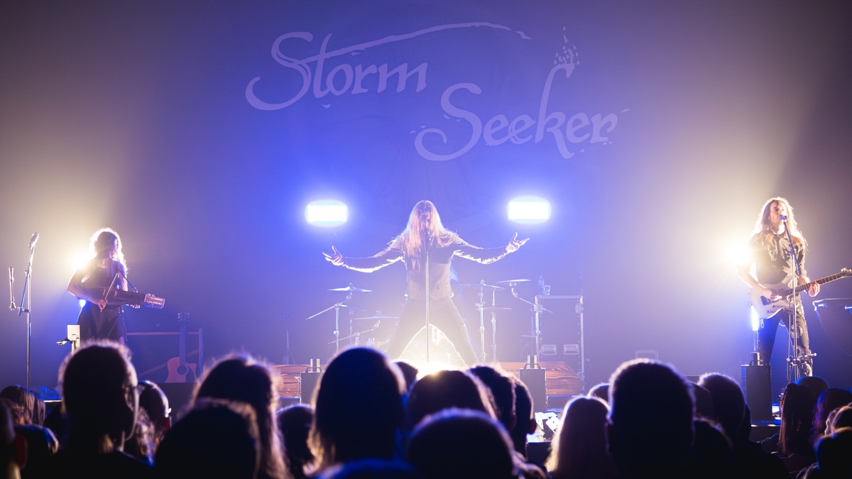 Storm Seeker setzt als Tour-Support auf Eurolite