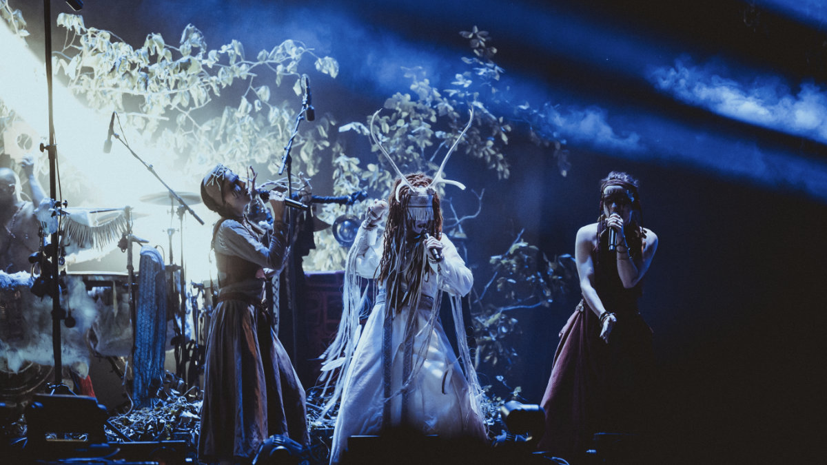 Meyer Sound und Heilung beeindrucken mit immersiver Show