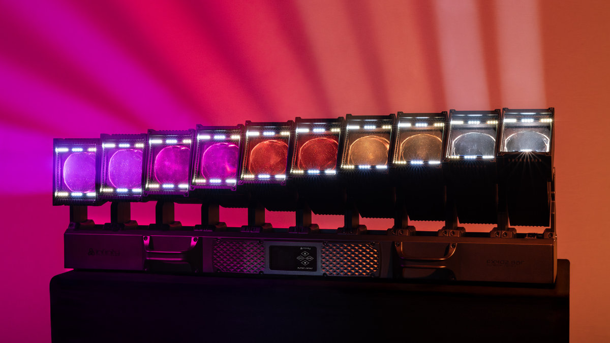 Infinity präsentiert die Furion FX402 Bar