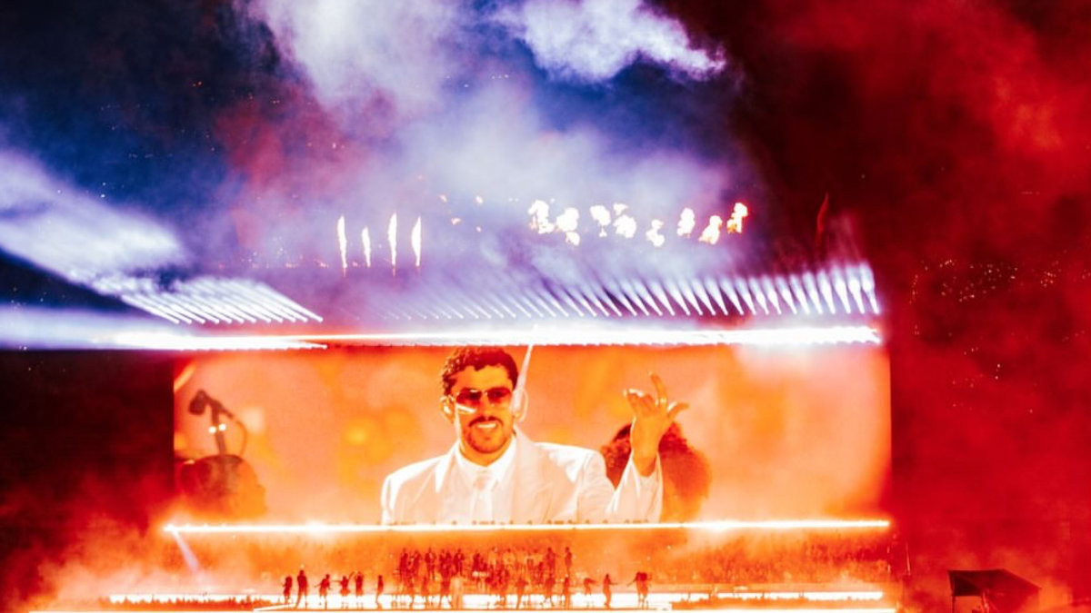 Bad Bunny tourt mit über 500 ELATION Fixtures