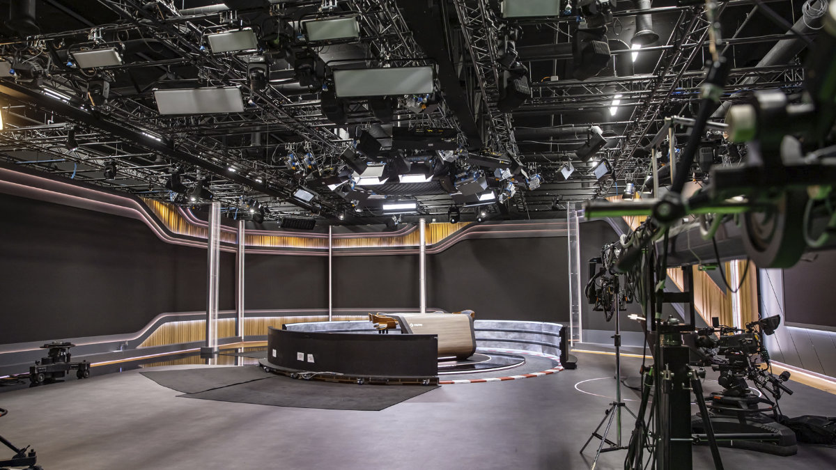 Lichtmacht investiert in ROBE SVB1