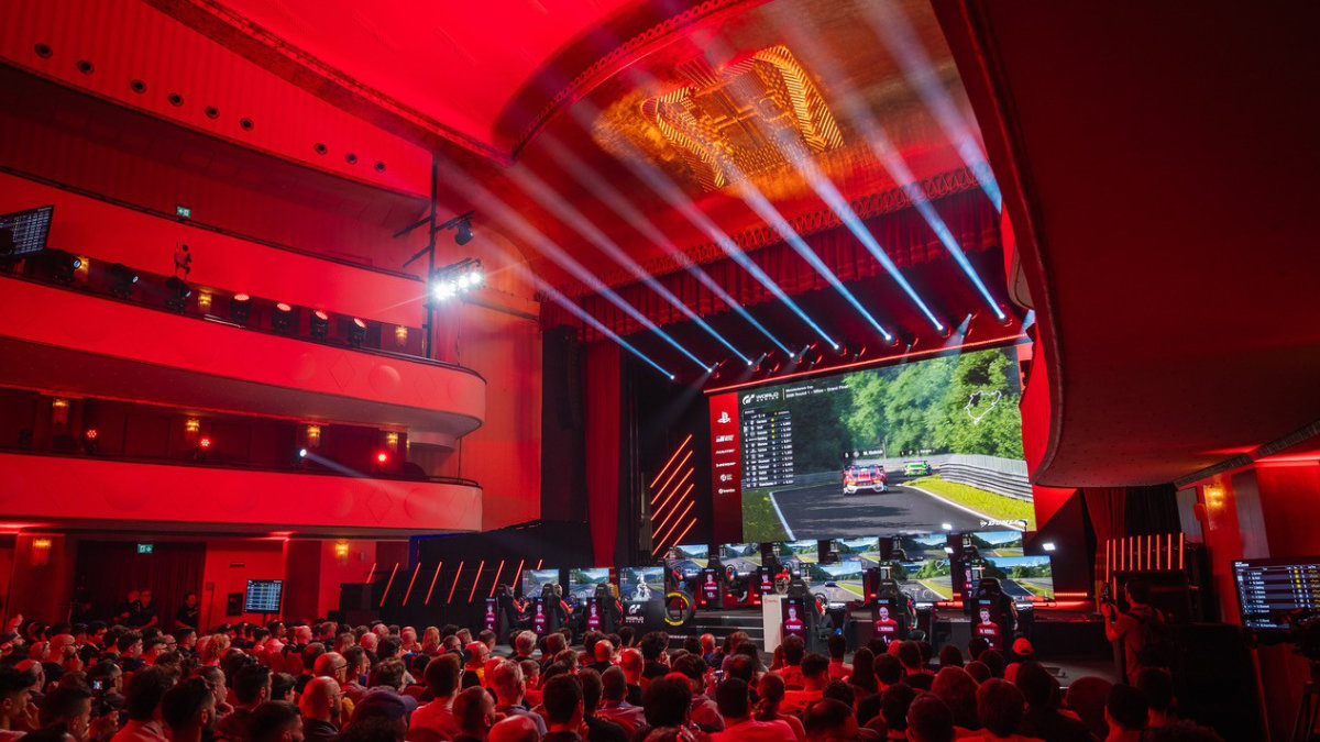 ELATION Paragon als Keylight für Gran Turismo